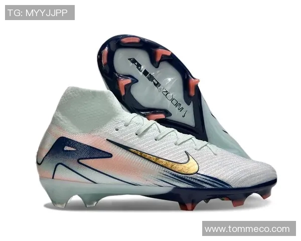 C罗内马尔脚下的足球鞋大揭秘与品牌设计风格分析