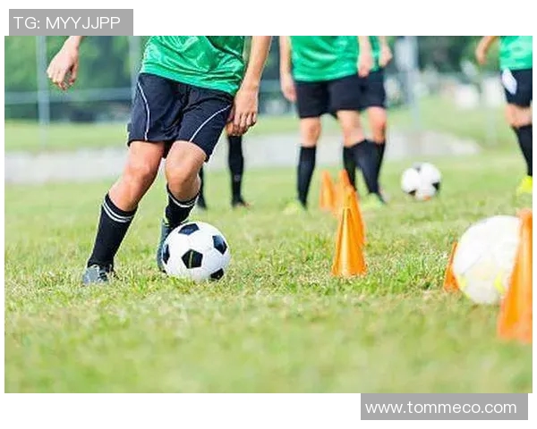 二号球星名字在当今足球世界的影响力与成就解析