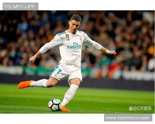 十大精彩球星耀斑彩：足球联赛巅峰之星