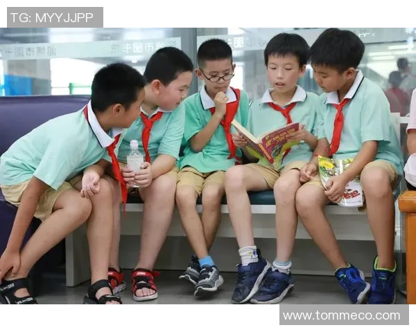 足球星坛萌娃是谁 向未来的巨星们致敬的童年故事