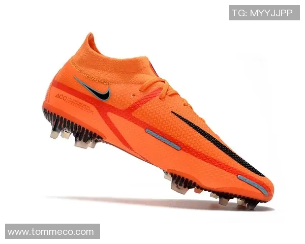 橙色足球鞋成球星标志，谁是这双鞋的背后主人